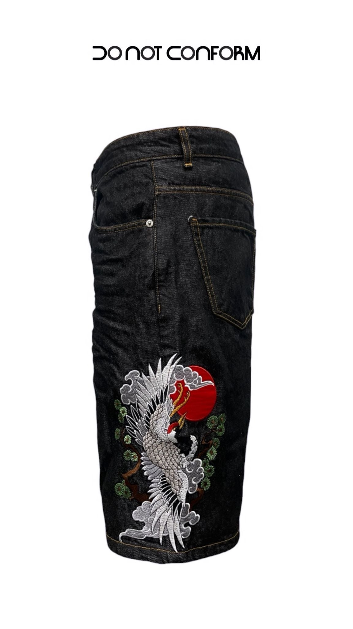 BLACK WASH SHORTS ORIENTAL EMBROIDERY