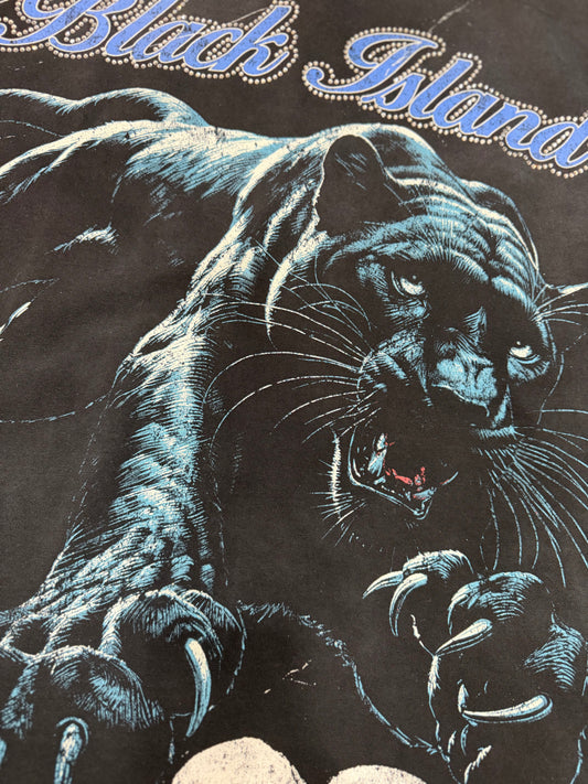 BLACK PANTHER GRAPHIC SLEEVELESS TANK TOP BLACK ISLAND