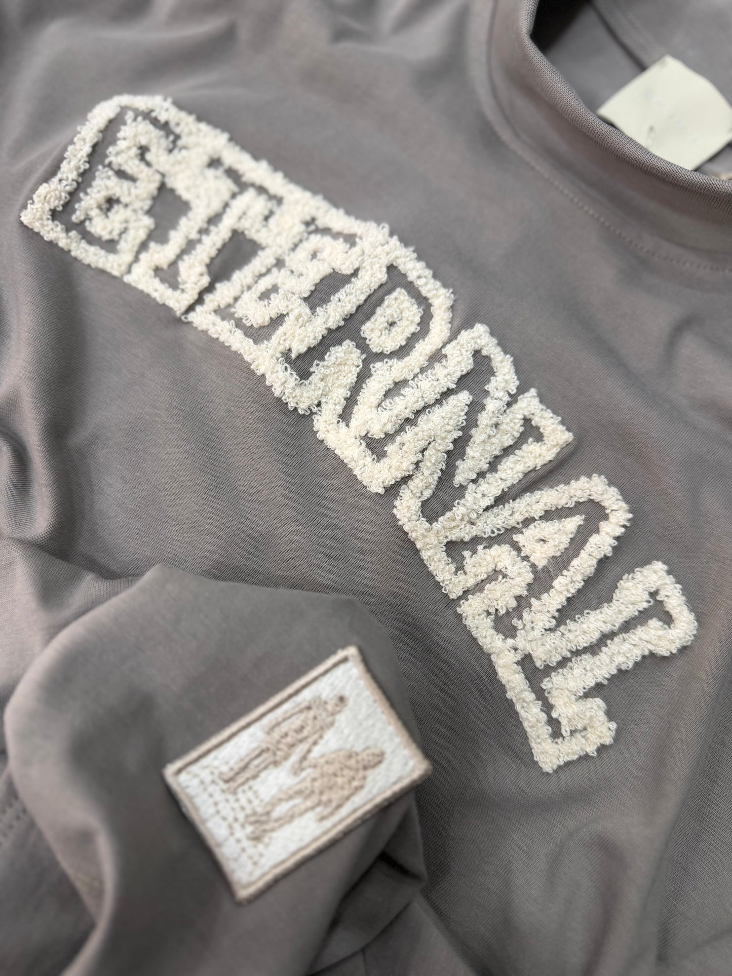 GREY ETERNAL TEE 900