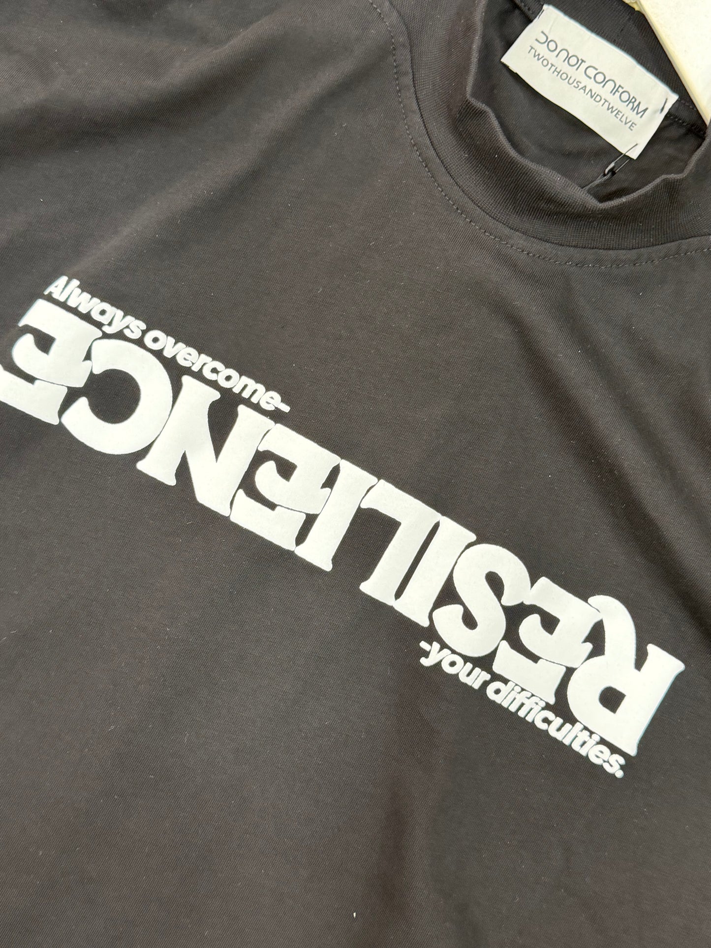 RESILIENCE NEW BLACK TEE 3020