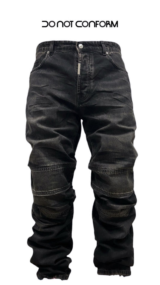 KNEE PROCESSING BLACK BAGGY