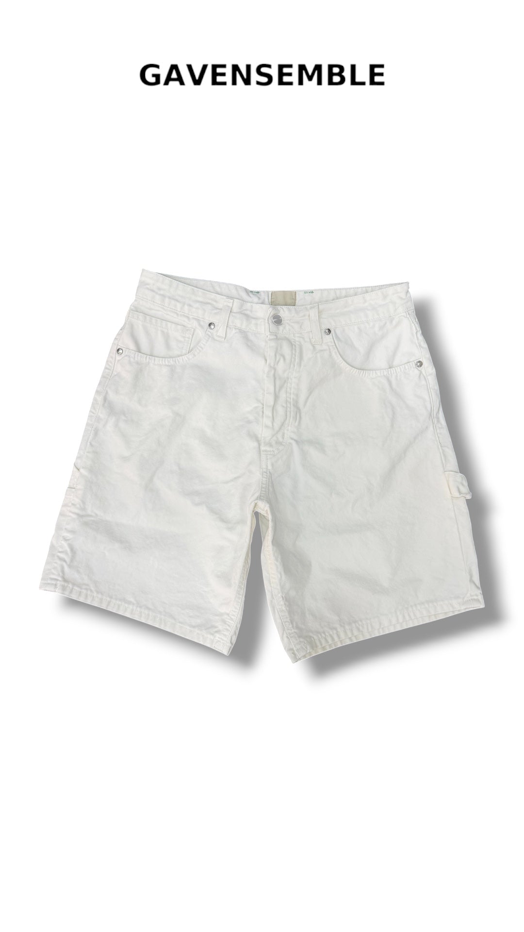 WHITE SHORT GAVENSEMBLE 410
