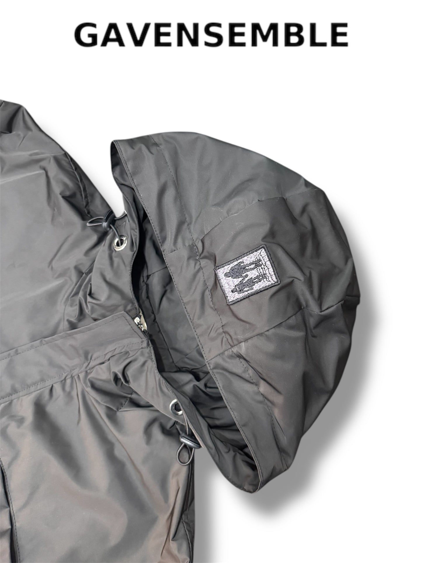 BLACK NYLON CROPPED JACKET