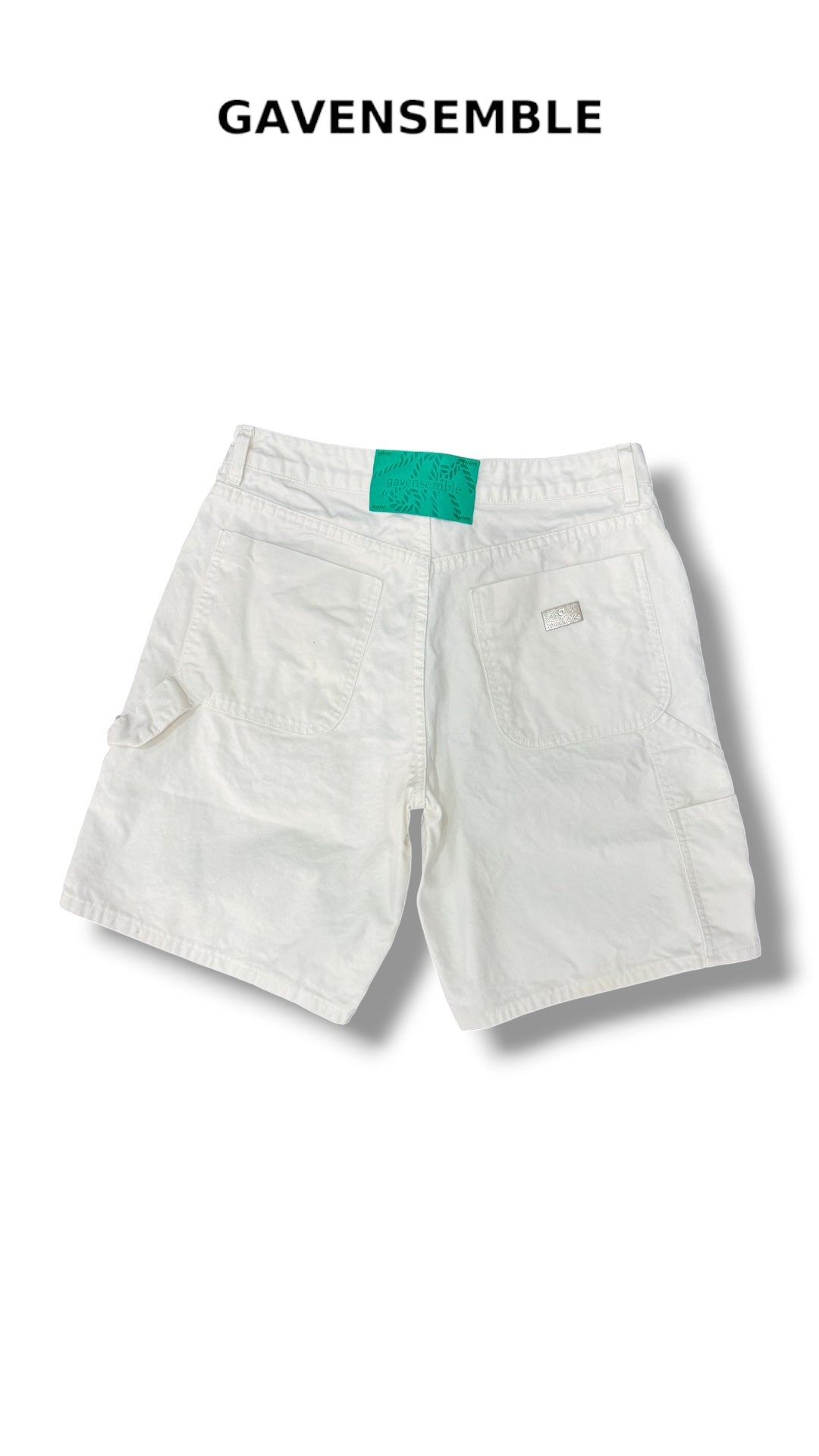 WHITE SHORT GAVENSEMBLE 410