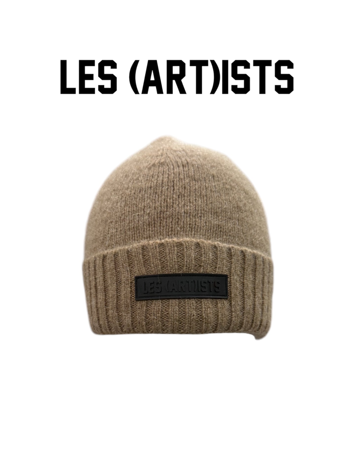 BEANIE LABEL SAND