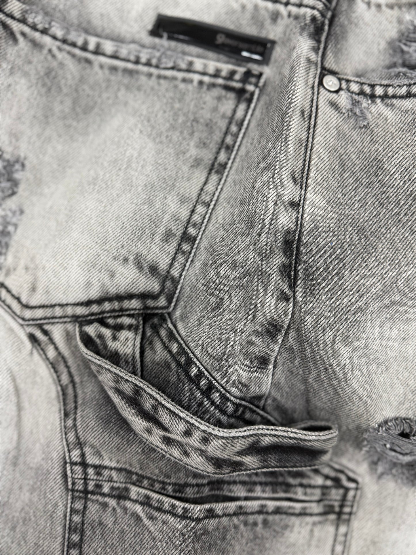 ACID WASH GRIGIO CARGO SHORTS 400