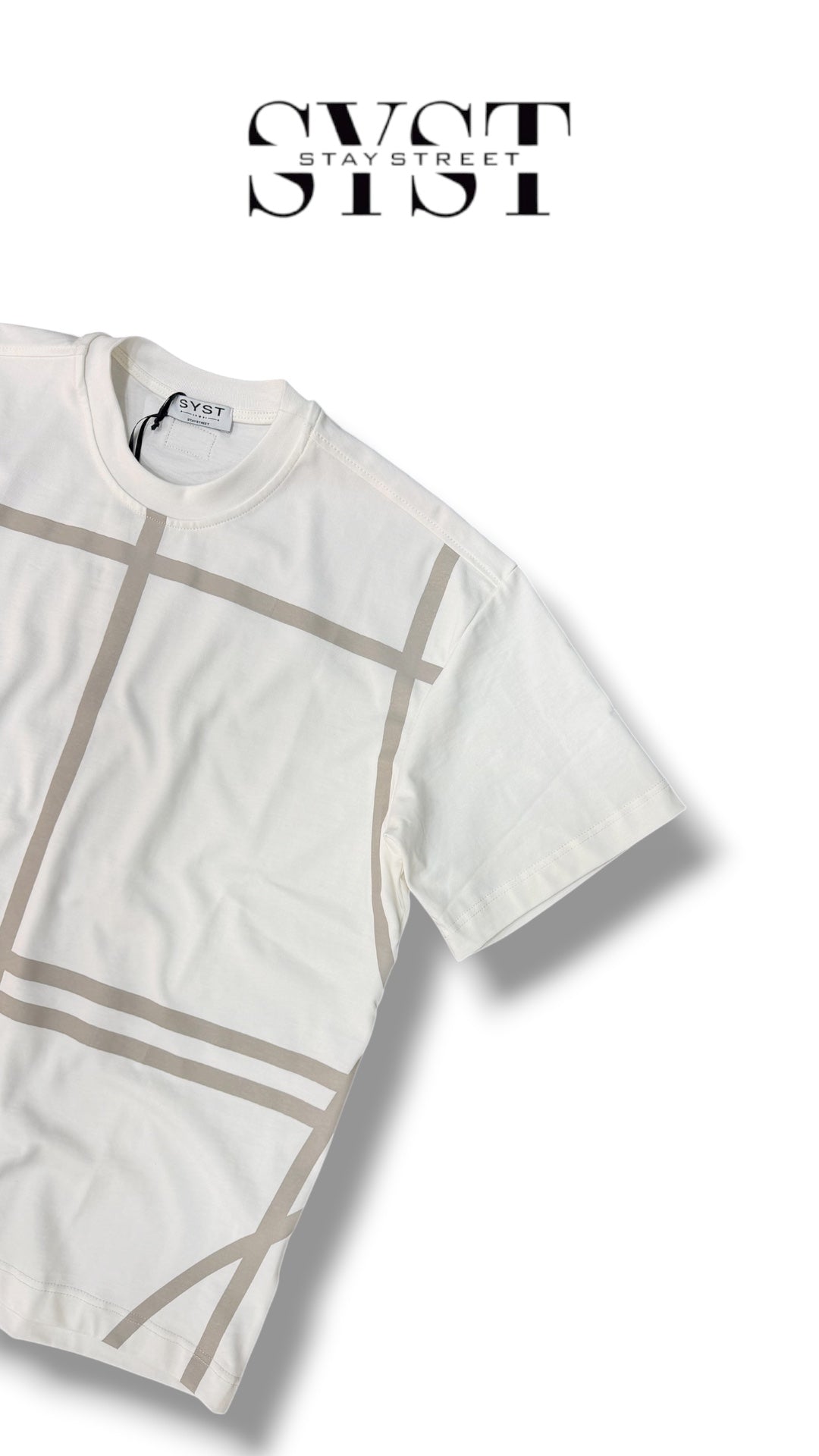 GRID PATTERN WHITE TEE 7004