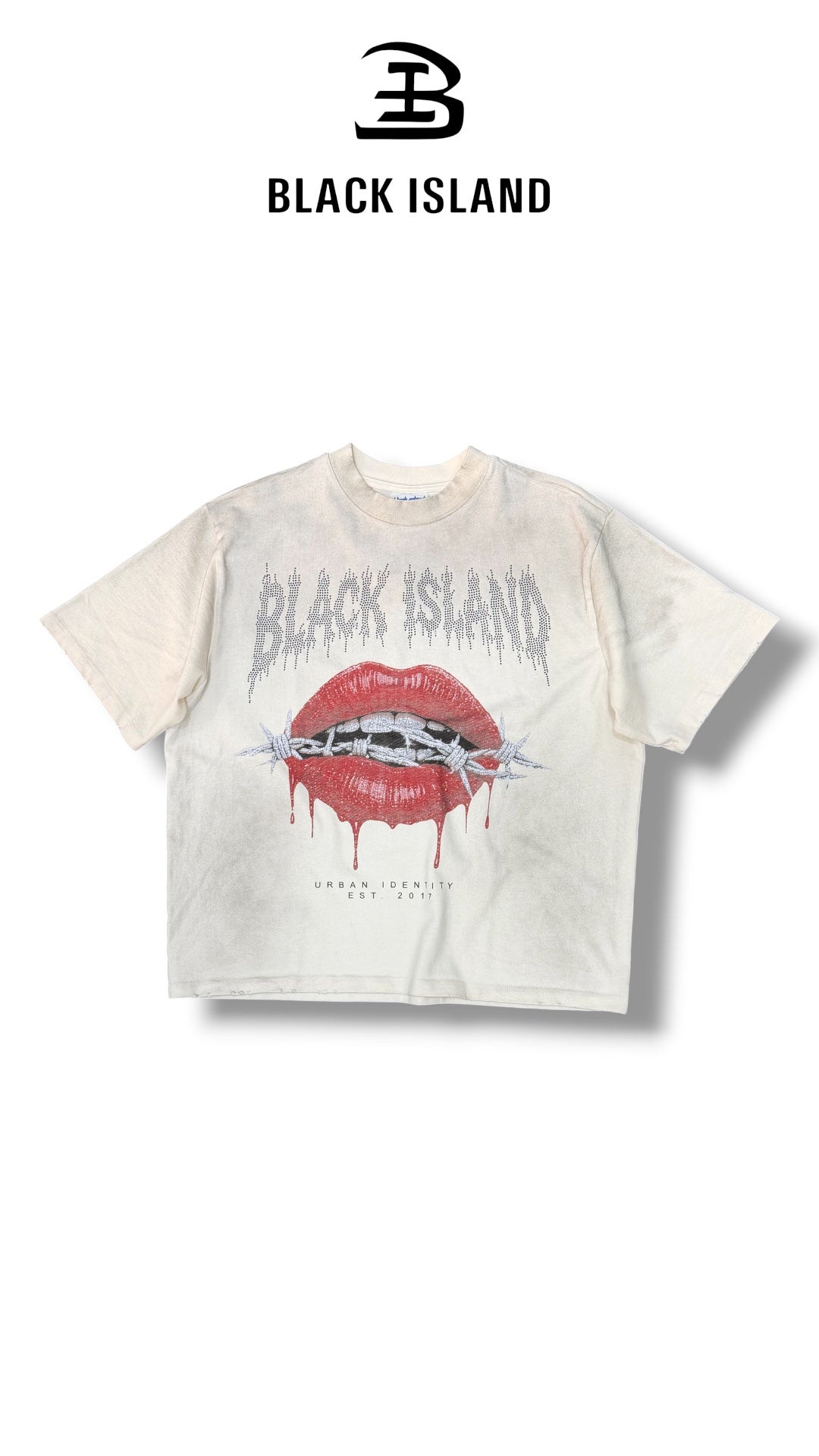 COMPASS GRAPHIC WHITE TEE BLACK ISLAND