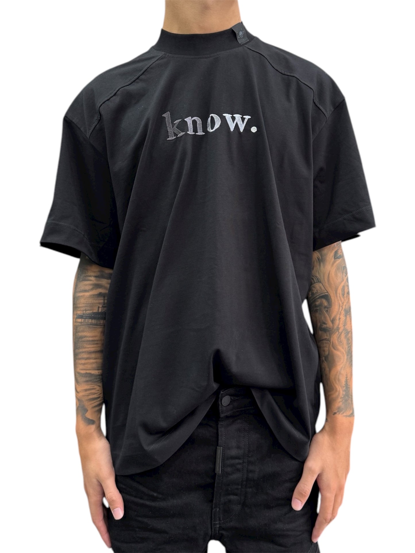 SHADES KNOW BLACK TEE