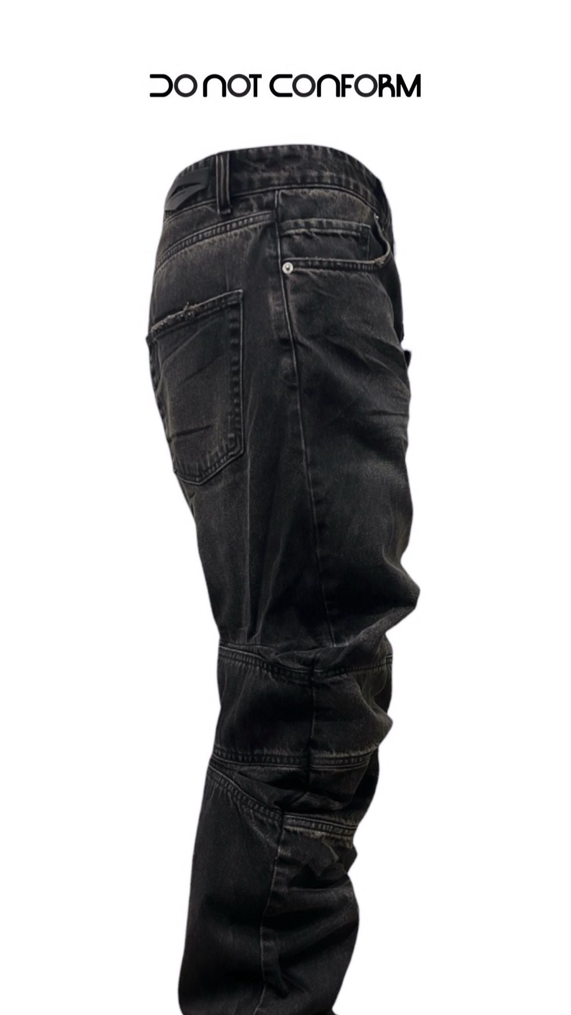 KNEE PROCESSING BLACK BAGGY