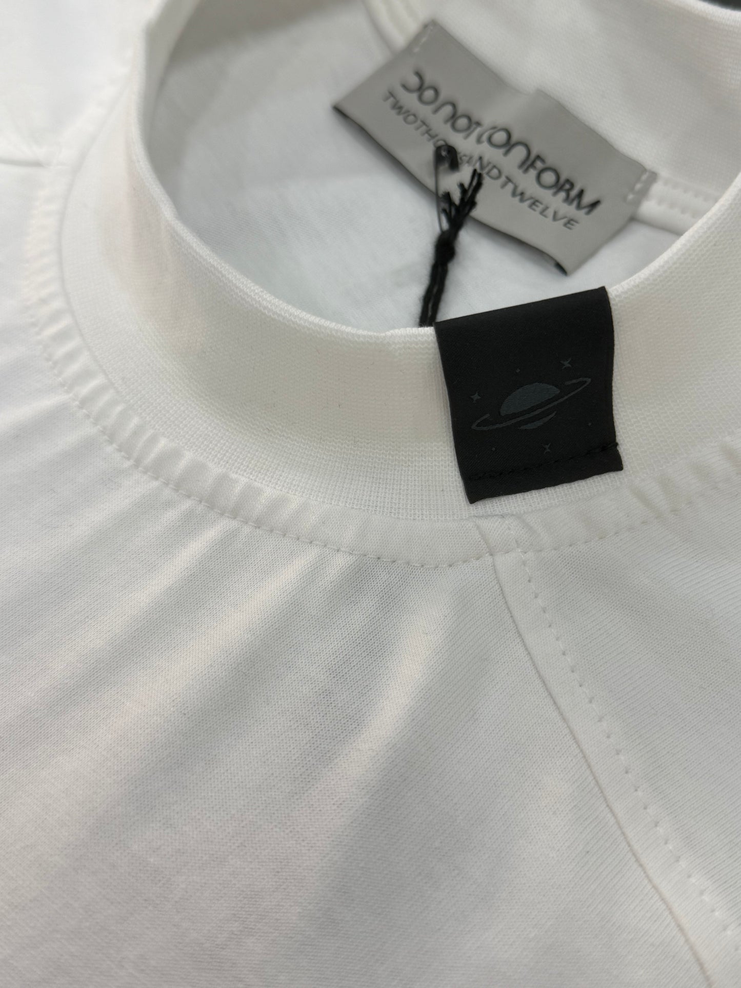 WHITE TEE DOUBLE PRINT EMO.T.RUST 3029