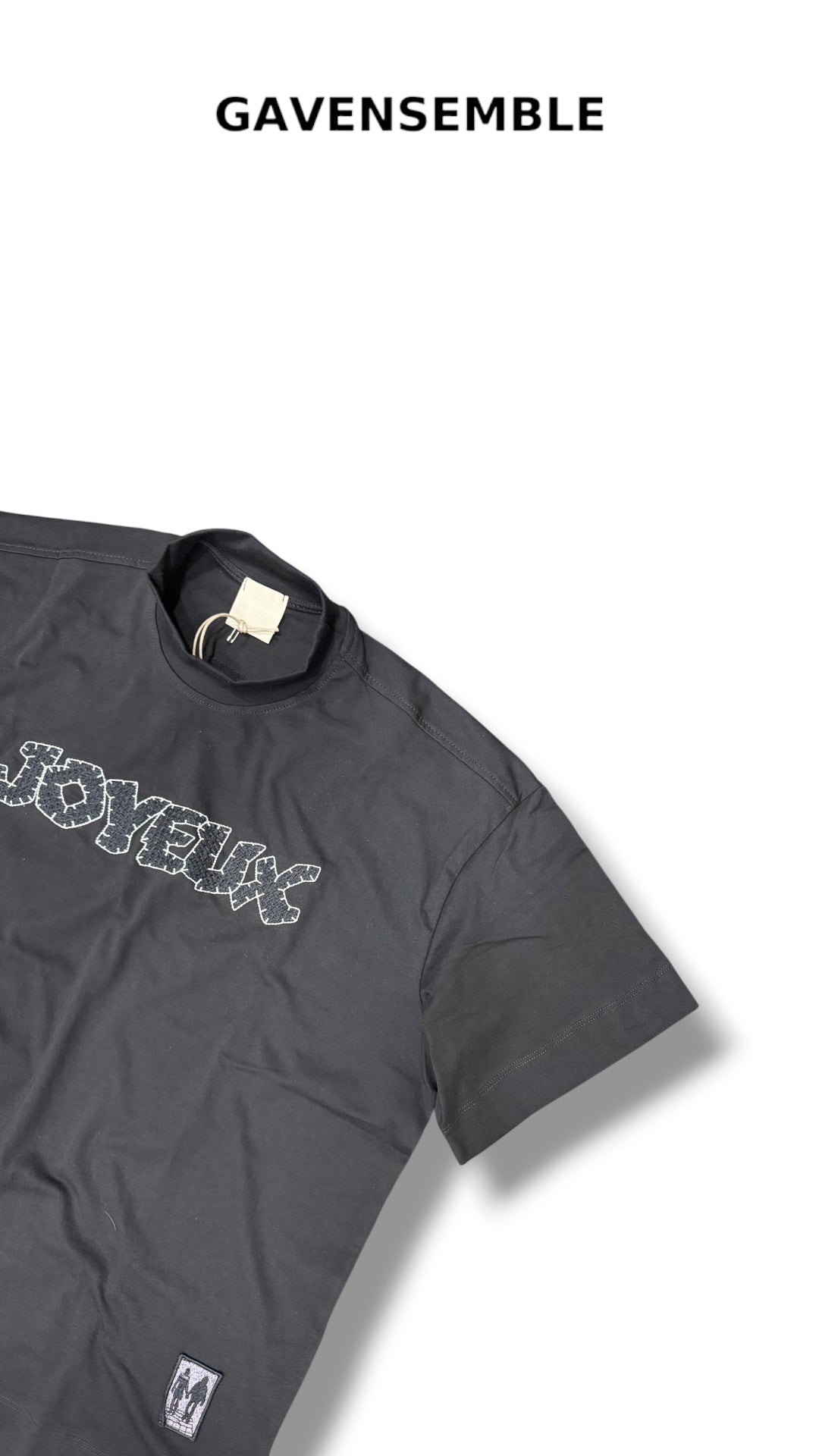 JOYEUX BLACK TEE 880