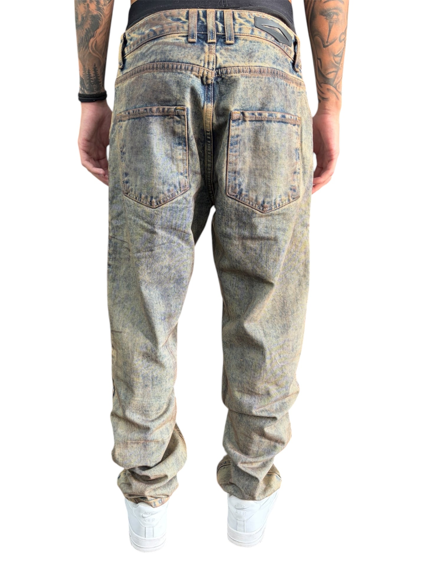 BAGGY SANDBLASTED TRIPLE CUT