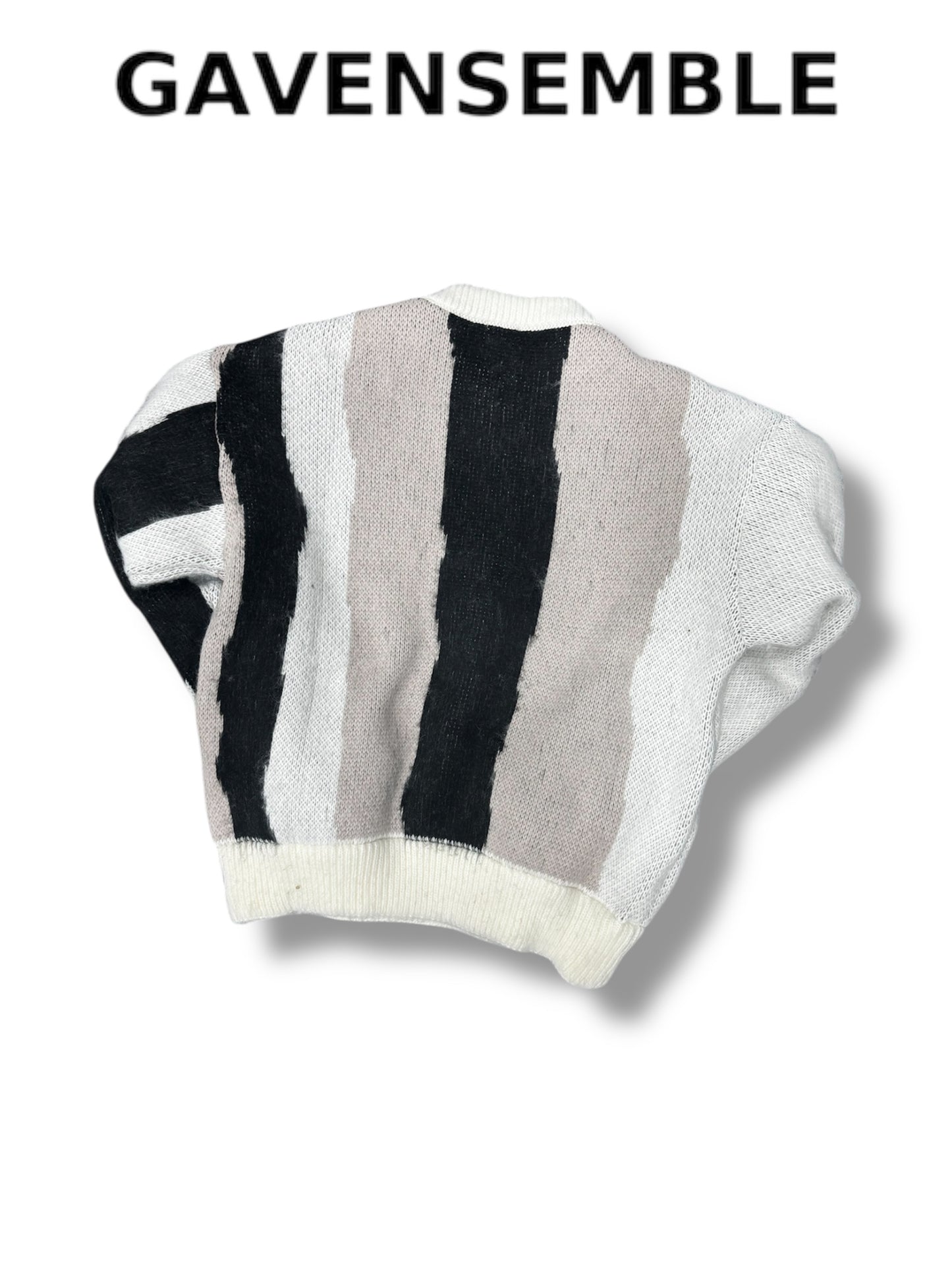 VERTICAL STRIPES SWEATER